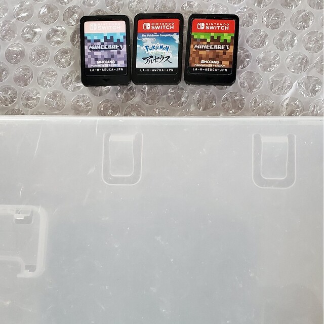 Nintendo Switch(ニンテンドースイッチ)の１００、マインクラフトx２　ポケモンアルセウス　ニンテンドースイッチ エンタメ/ホビーのゲームソフト/ゲーム機本体(携帯用ゲームソフト)の商品写真
