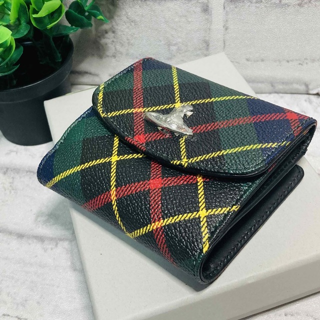 新品　ビビアン　Vivienne Westwood　チェック柄　二つ折り財布