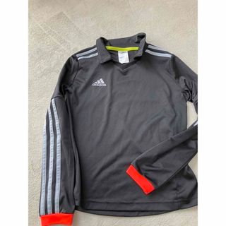 アディダス(adidas)の子供用スポーツウェア(Tシャツ/カットソー)