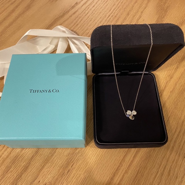 Tiffany ペーパーフラワーネックレス 最新コレックション 43.0%割引