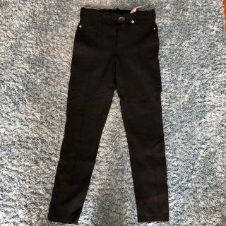 ザラ(ZARA)の週末限定お値下げ🔥ZARA 黒スキニーパンツ(スキニーパンツ)