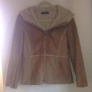 ヴィニー(Vigny)のムートンコートダッフルジャケット(ダッフルコート)