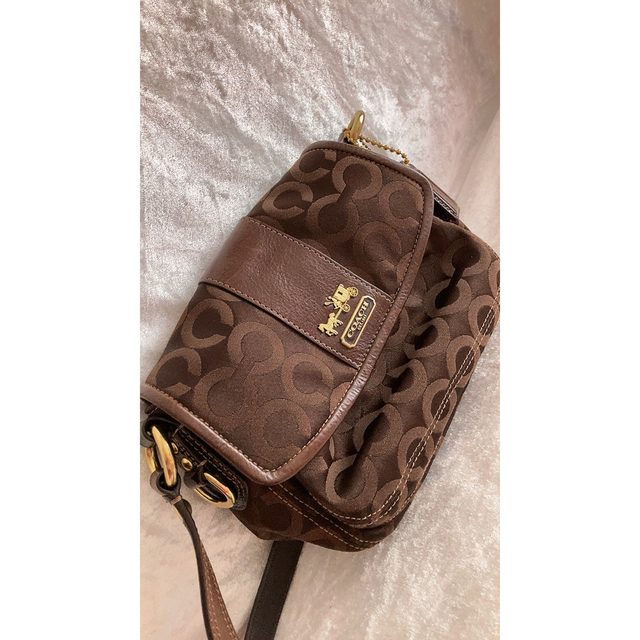 新品正規品 coach コーチ ショルダーバッグ ダークブラウン