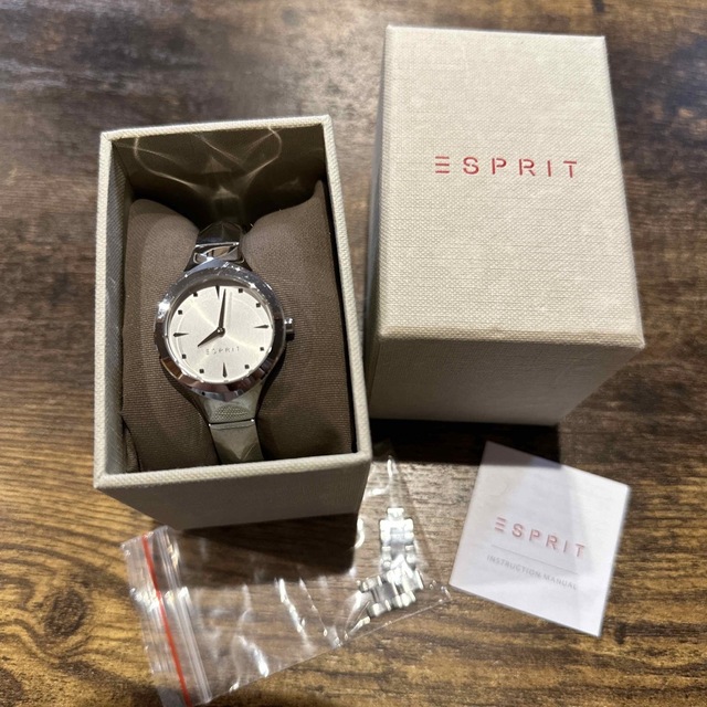 Esprit(エスプリ)のESPRIT 腕時計　シンプル時計 レディースのファッション小物(腕時計)の商品写真