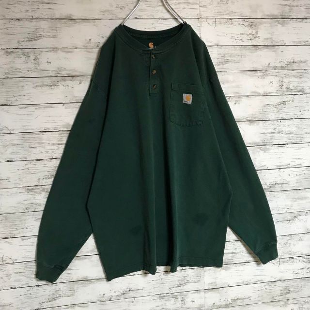 carhartt(カーハート)の【人気グリーン】カーハート　タグロゴ付きロンＴ　ゆるだぼ　グリーン　K129 メンズのトップス(Tシャツ/カットソー(七分/長袖))の商品写真