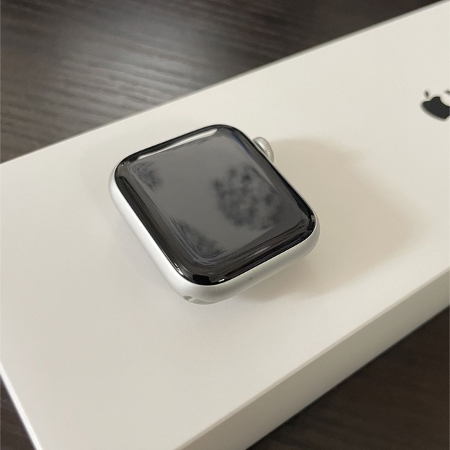 Apple Watch(アップルウォッチ)のApple Watch SE 第二世代　40mm メンズの時計(腕時計(デジタル))の商品写真