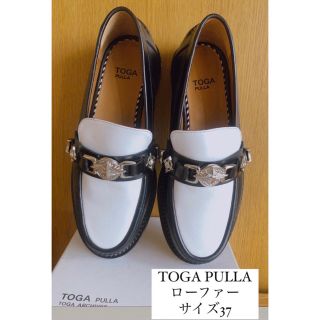 TOGA PULLA黒✖️白ローファー | labiela.com