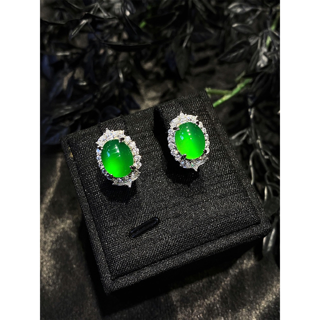 翡翠 ピアス 世界的に www.gold-and-wood.com