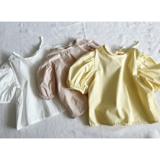 【新品未使用】pourenfant プルアンファン　パフブラウス　韓国子供服(Tシャツ/カットソー)