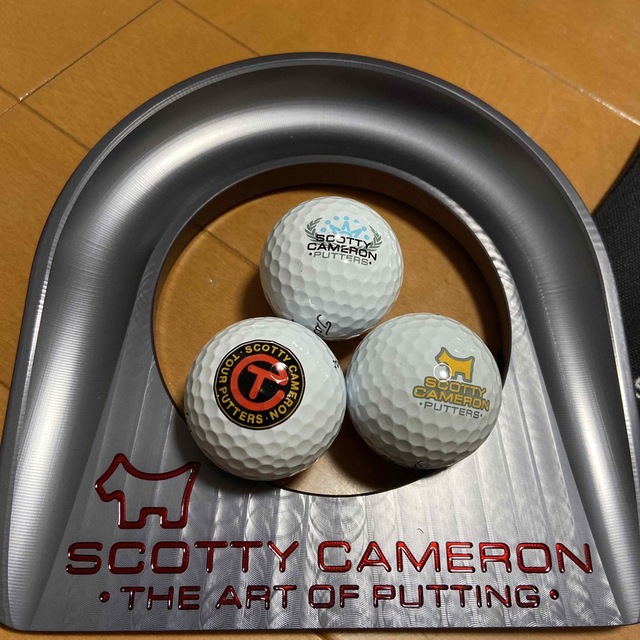 Scotty Cameron(スコッティキャメロン)のScooty Cameron Putting Cup Kit&GolfBalls スポーツ/アウトドアのゴルフ(その他)の商品写真