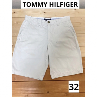トミーヒルフィガー(TOMMY HILFIGER)の古着 TOMMY HILFIGER ショートパンツ ホワイト サイズ32(ショートパンツ)
