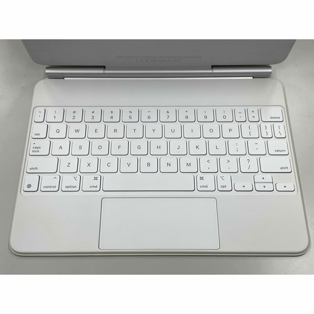 Apple(アップル)のMagic Keyboard 11 US配列 MJQJ3LL/A スマホ/家電/カメラのPC/タブレット(PC周辺機器)の商品写真