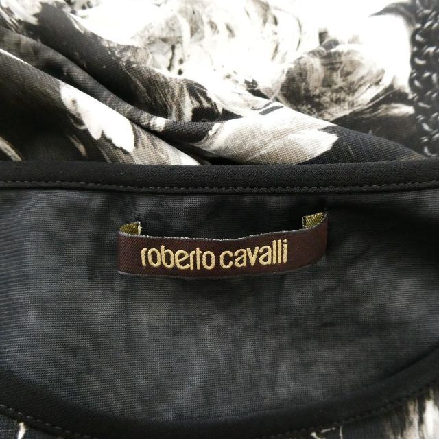 Roberto Cavalli - 極美品 Roberto Cavalli チェーン 花柄 総柄 ミニ丈