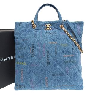 シャネル(CHANEL)の【本物保証】 箱付 新品同様 シャネル CHANEL マキシショッピングバッグ ココマーク 2WAY バッグ デニム 青 ブルー AS3128(その他)