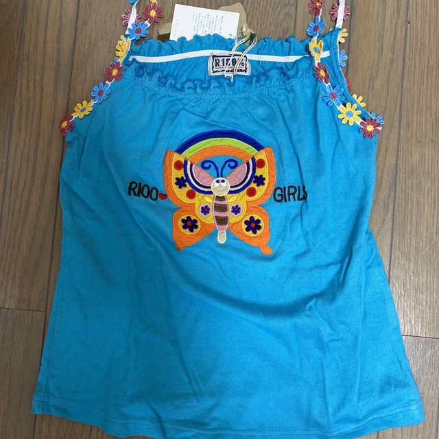 RAIKA(ライカ)の140キャミソールカットソー新品 キッズ/ベビー/マタニティのキッズ服女の子用(90cm~)(Tシャツ/カットソー)の商品写真