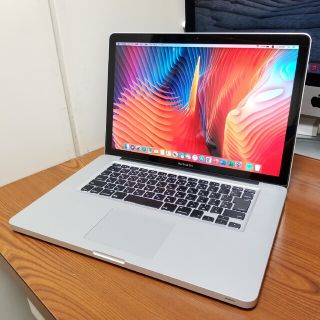 激速美品 Macbook Pro 15インチ 8GB/SSD240GB