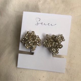 ハンドメイド☆シルバービーズアクセサリー☆(イヤリング)