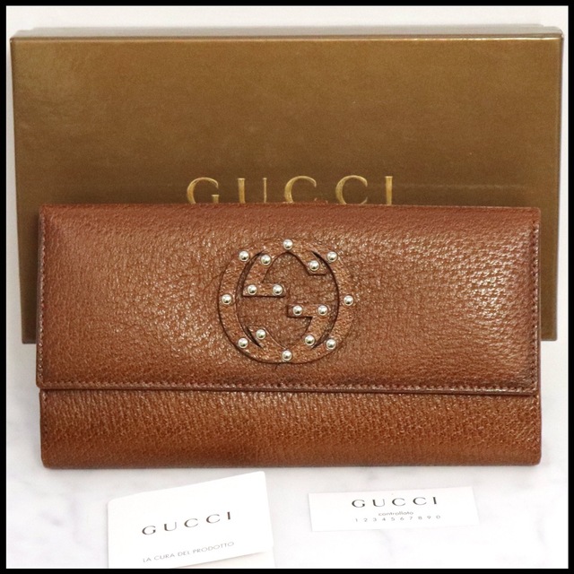 Gucci(グッチ)の【お値下不可】グッチ 231843 GGスタッズ　インターロッキングG 長財布 レディースのファッション小物(財布)の商品写真