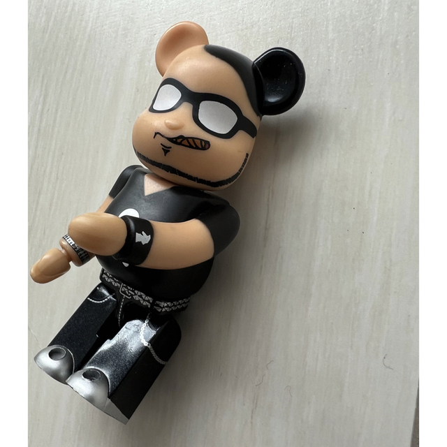 BE@RBRICK(ベアブリック)のroar Roen PUERTA DEL SOL BACKLASH ベアブリック メンズのファッション小物(その他)の商品写真