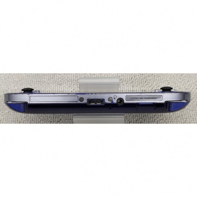 PlayStation Vita(プレイステーションヴィータ)のSONY PS VITA 1100 ブルー エンタメ/ホビーのゲームソフト/ゲーム機本体(携帯用ゲーム機本体)の商品写真