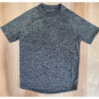 アンダーアーマー(UNDER ARMOUR)の【新品】アンダーアーマー Tシャツ Sサイズ(Tシャツ/カットソー(半袖/袖なし))