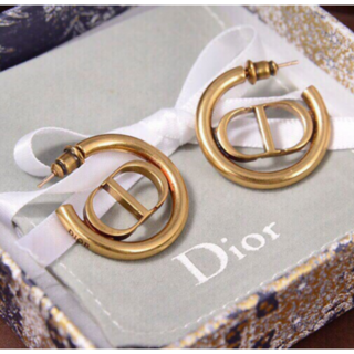 ディオール(Christian Dior) 中古 ピアスの通販 400点以上 