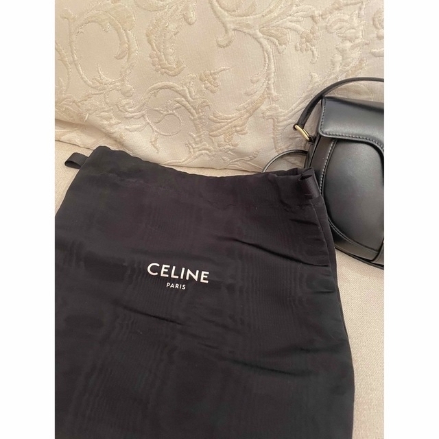 celine(セリーヌ)のセリーヌCELINEスモールブザス16カーフスキン レディースのバッグ(ショルダーバッグ)の商品写真