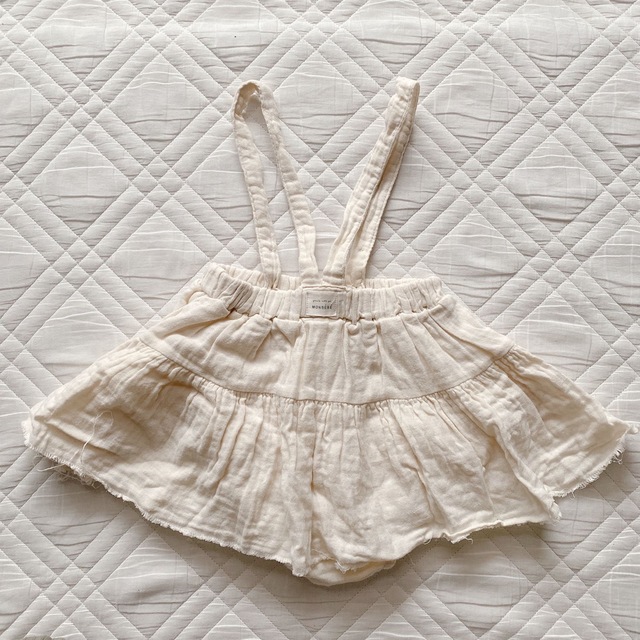 ZARA KIDS(ザラキッズ)のmonbebe カンカンブルマ　L キッズ/ベビー/マタニティのベビー服(~85cm)(ロンパース)の商品写真