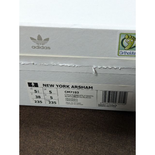 adidas(アディダス)の23.5cm adidas NEW YORK ARSHAM CM1793 レディースの靴/シューズ(スニーカー)の商品写真