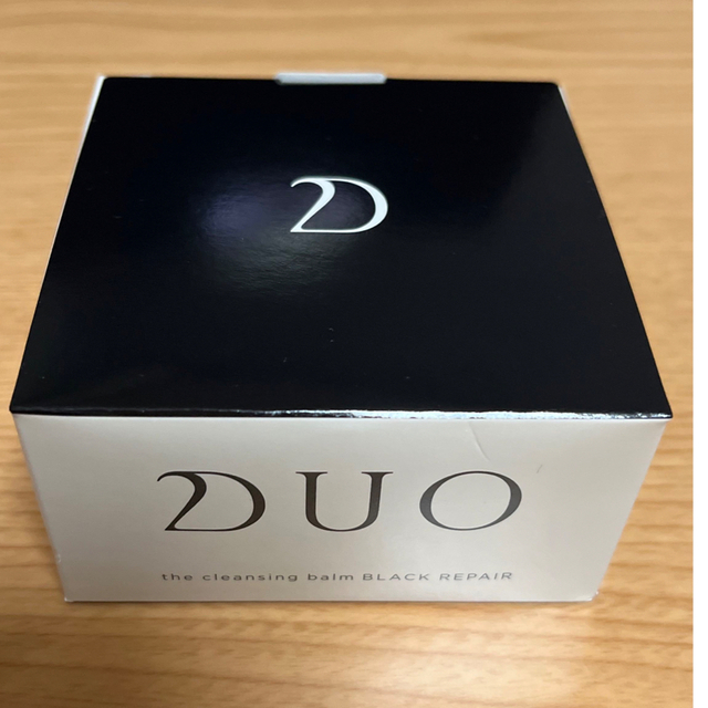 DUO(デュオ)の⭐️お値下げ⭐️Duo クレンジングバーム　ブラックリペア コスメ/美容のスキンケア/基礎化粧品(クレンジング/メイク落とし)の商品写真