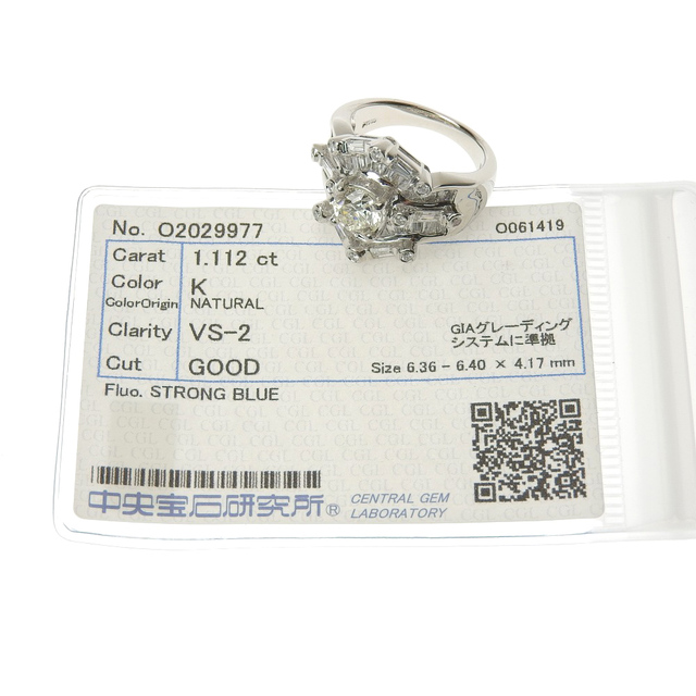 other(アザー)の【本物保証】 超美品 ダイヤリング Pt900 ダイヤ1.112ct メレダイヤ1.80ct 14号 16.1g  ノーブランド No brand レディースのアクセサリー(リング(指輪))の商品写真