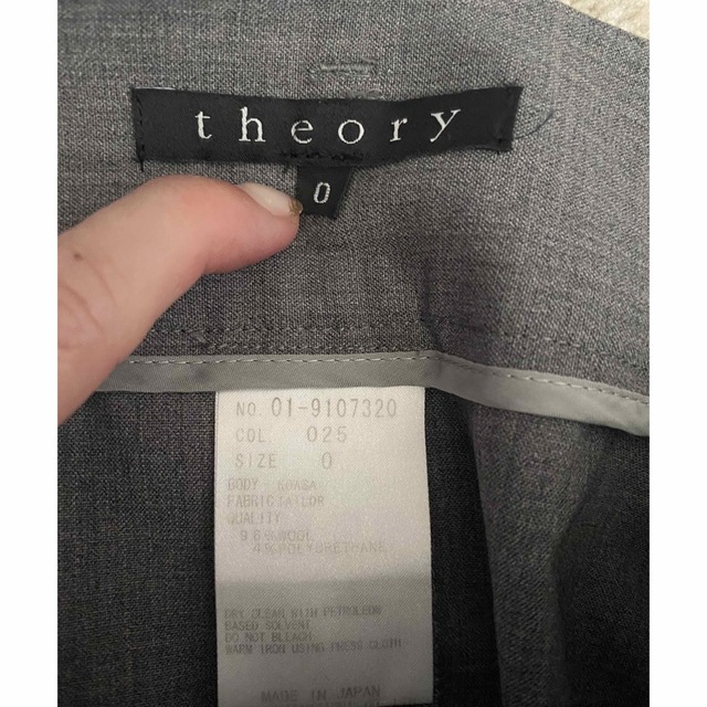 theory(セオリー)の美品　theory スーツ　期間限定最終セール‼️ レディースのジャケット/アウター(テーラードジャケット)の商品写真