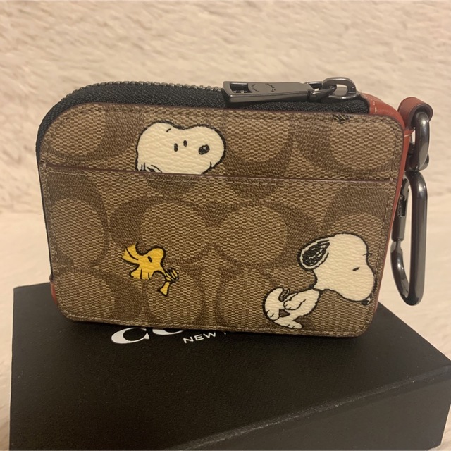 COACH コラボ 大人気!! Lジップカードケース スヌーピー 小銭入れ 美品