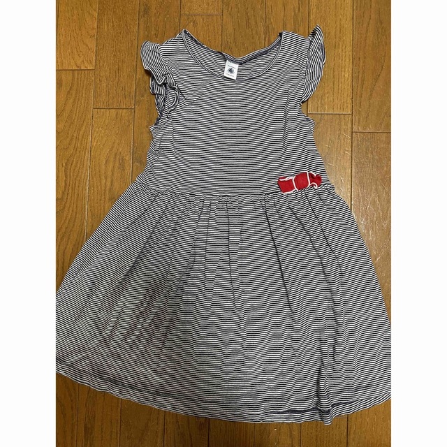 PETIT BATEAU(プチバトー)のプチバトー　ミラレ　ワンピース　8ans キッズ/ベビー/マタニティのキッズ服女の子用(90cm~)(ワンピース)の商品写真