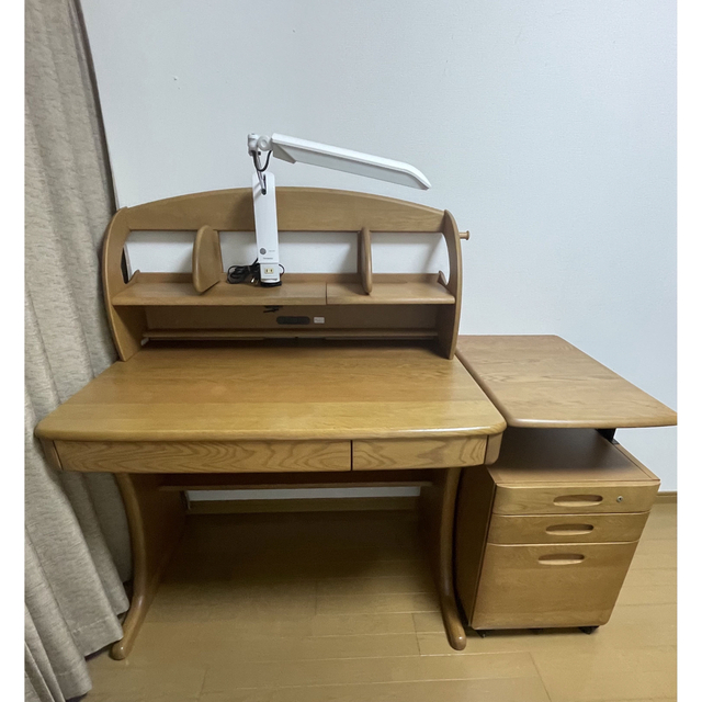 カリモク 学習机 色々な 51.0%OFF www.gold-and-wood.com