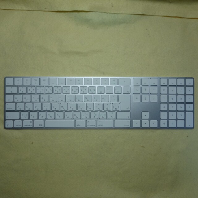 Apple Magic Keyboard　ワイヤレスキーボード（テンキー付き）