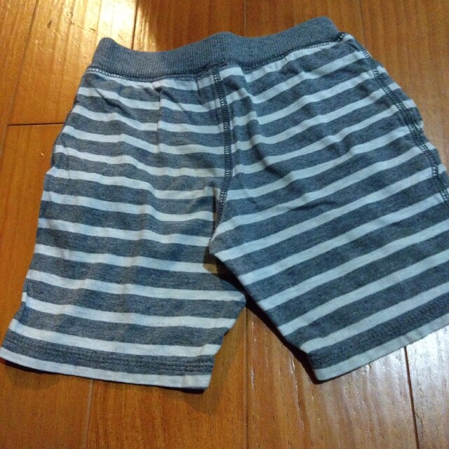 Old Navy(オールドネイビー)の男の子ズボン☆２枚セット♪95 キッズ/ベビー/マタニティのキッズ服男の子用(90cm~)(パンツ/スパッツ)の商品写真