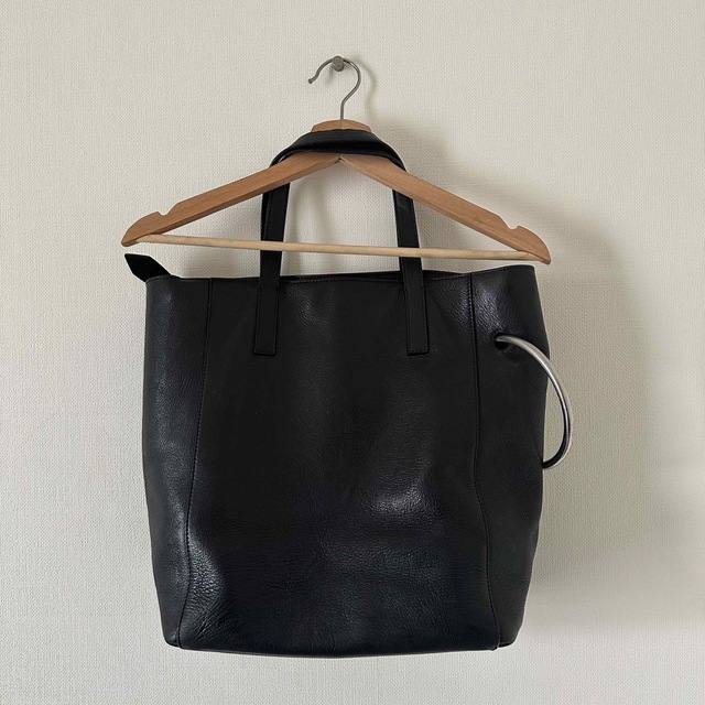 DRIES VAN NOTEN(ドリスヴァンノッテン)のDRIES VAN NOTEN 21aw LARGE RING TOTE BAG レディースのバッグ(トートバッグ)の商品写真