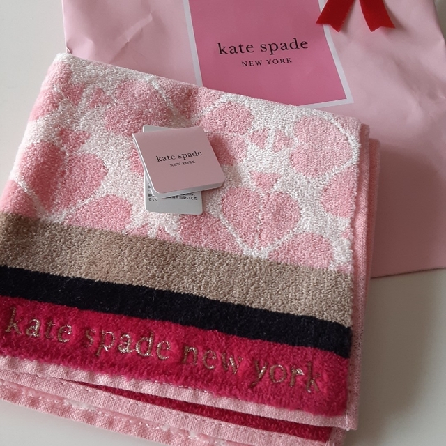 kate spade new york(ケイトスペードニューヨーク)の新品未使用　kate spade タオルハンカチ レディースのファッション小物(ハンカチ)の商品写真