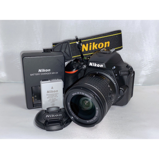 新作モデル Nikon レンズキット VR 18-55mm D5600 【最新機種!美品
