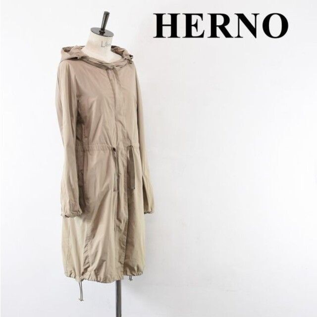 76身幅SL AF0032 英国製 近年モデル 高級 HERNO ヘルノ