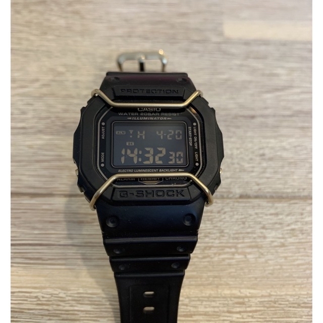 G-SHOCK(ジーショック)のG-SHOCK[カシオ]腕時計 ジーショック DW-5600P-1JF ブラック メンズの時計(腕時計(デジタル))の商品写真