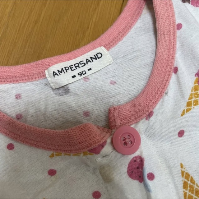 ampersand(アンパサンド)の女の子 半袖パジャマ ボタン 90cm キッズ/ベビー/マタニティのキッズ服女の子用(90cm~)(パジャマ)の商品写真