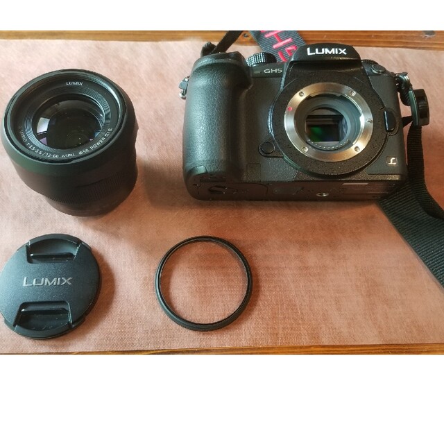 ミラーレス一眼LUMIX　DC-GH5M Panasonic　デジタル一眼カメラ　本体、レンズ