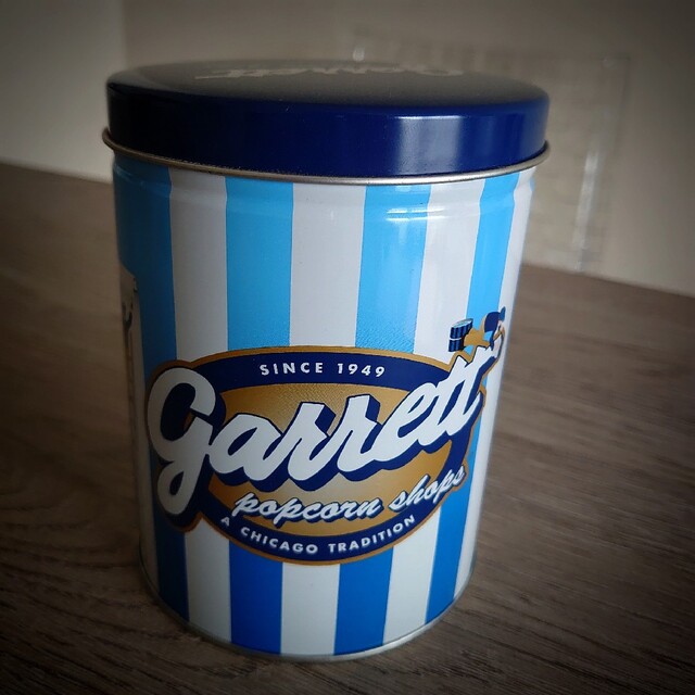 garrett ポップコーン　缶のみ　blue インテリア/住まい/日用品のインテリア小物(小物入れ)の商品写真