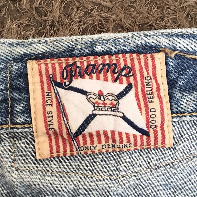 Santa Monica(サンタモニカ)の希少 90'sVINTAGE TRAMP テーパードデニムパンツ ジーンズ レディースのパンツ(デニム/ジーンズ)の商品写真