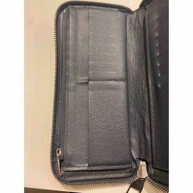 LOUIS VUITTON(ルイヴィトン)のルイヴィトンエピ  ネイビー系M61828 中古 メンズのファッション小物(長財布)の商品写真