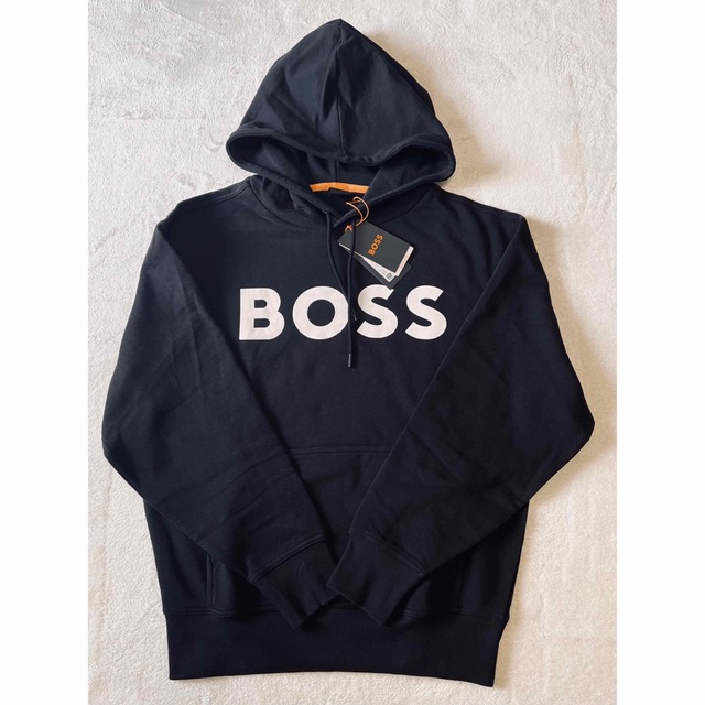 大谷翔平着用 BOSS ロゴパーカー