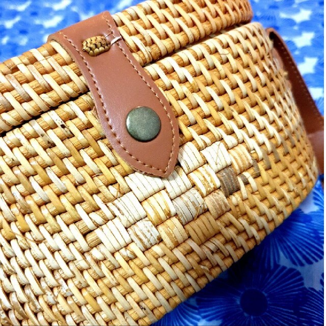新品】マレーシア♥ラタン 籐 カゴバッグ ショルダーバッグの通販 by