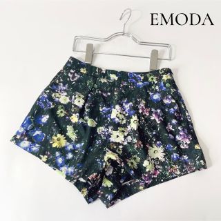 エモダ(EMODA)のEMODA ガーデンフラワー ショートパンツ 花柄＊ムルーア ジーナシス (ショートパンツ)